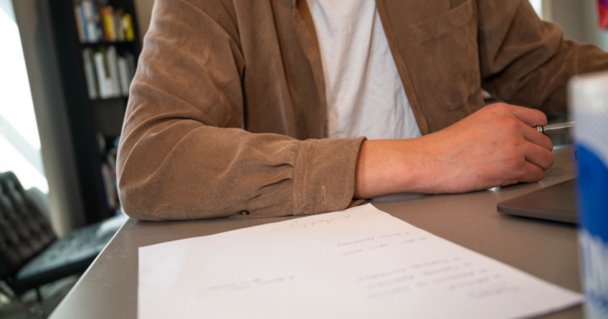 AI bookkeeping for freelancers with many invoices